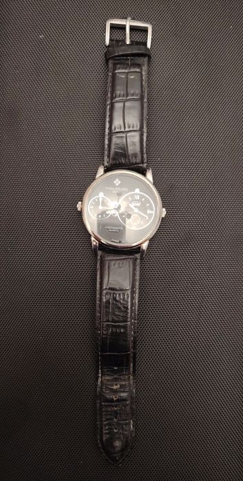 Relógio classico Dual Time (Veja a descrição)