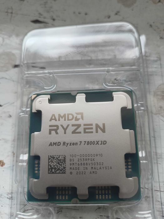 Procesor AMD Ryzen 7 7800X3D