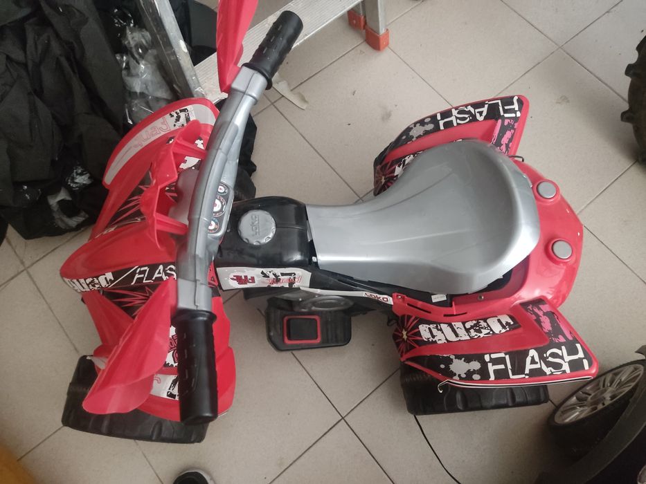 Vendo 4x4 elétrico para criança