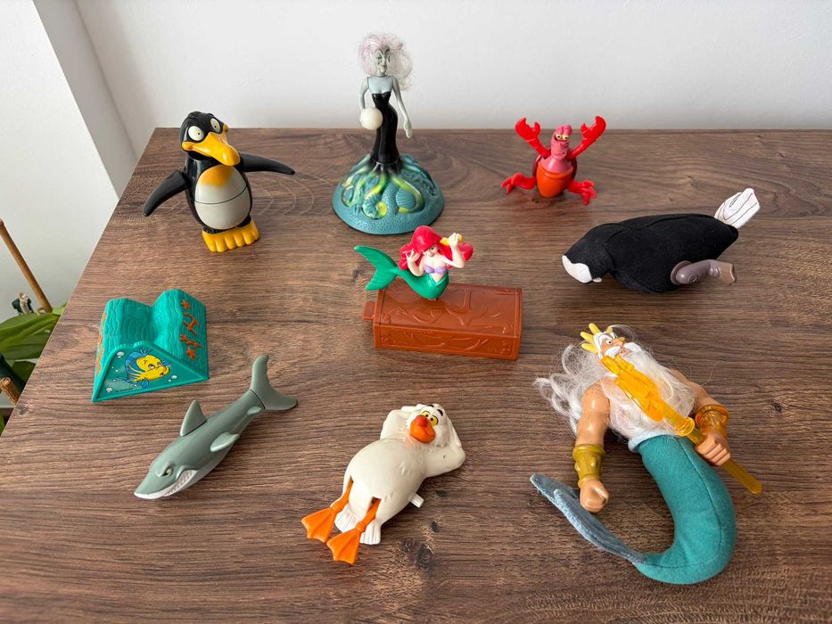 Princesas figuras Branca de neve sete anoes disney bonecos monstros companhia tarzan livro da selva hercules peter pan capitao pequena sereia barcos