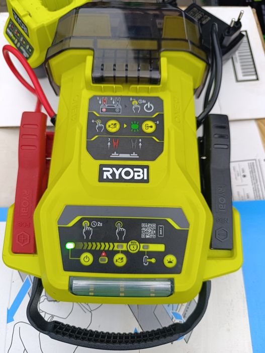 Rozruch do samochodu Ryobi