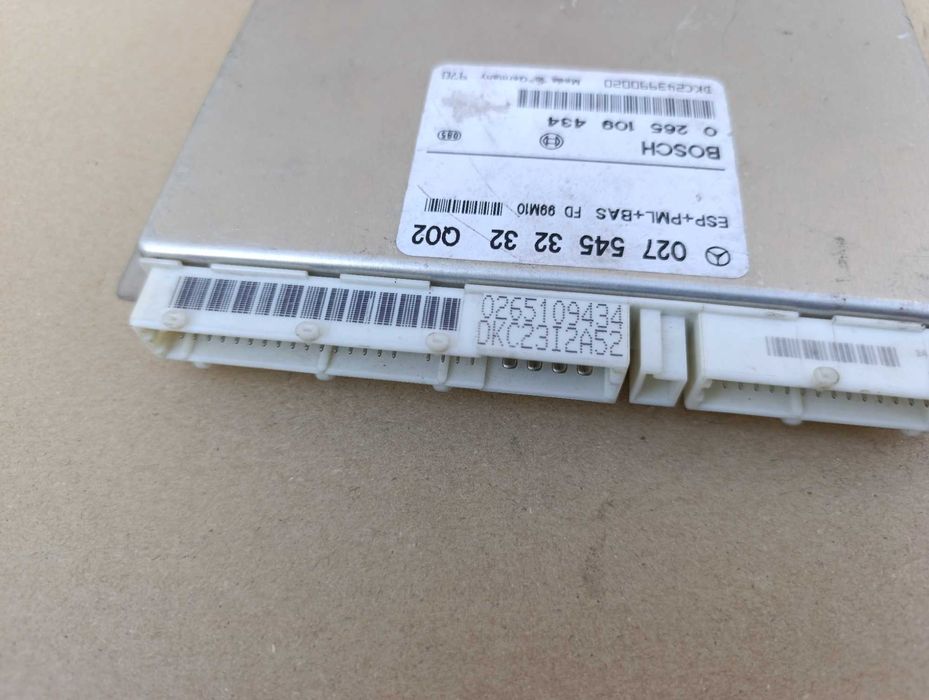 Mercedes E W210 moduł ESP sterownik pompy ABS komputer 027.545.3232