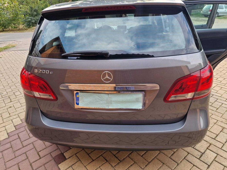 Mercedes-Benz B-Class 2017 - механіка, метан