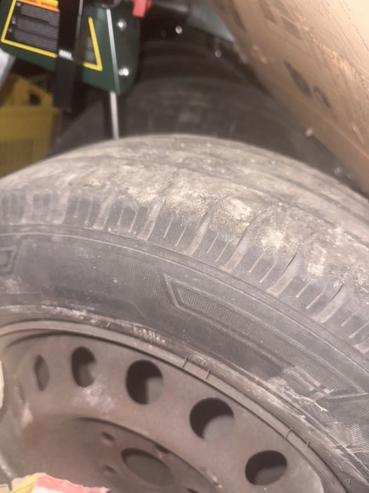 Pneus e jantes 205/65/16 mercedes vito