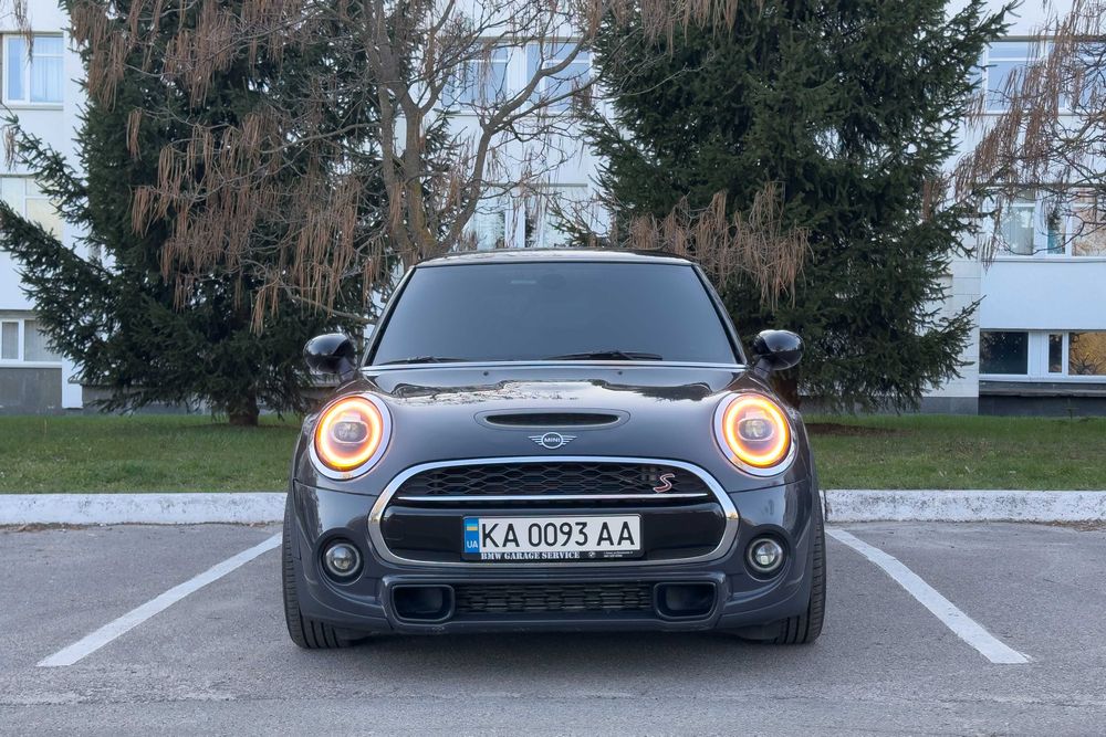 Mini Cooper S F56S 2014 carplay, harman kardon. jcw кермо