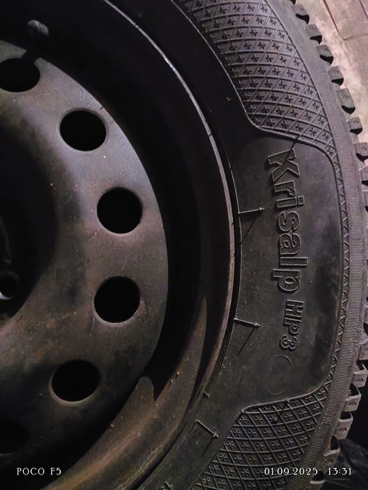 Продам Ford 195/65/15.  За 1 шт