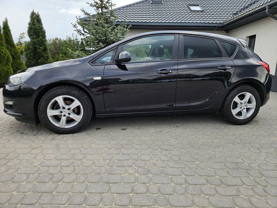 Astra J LIFT 2015r 1.4 turbo benzyna z Niemiec