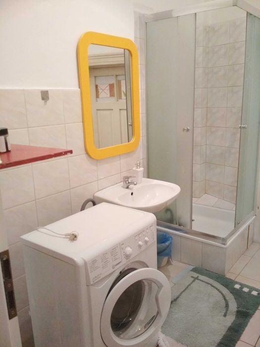 Do wynajęcia miejsce w dwuosobowym pokoju dla studentki I-IV roku w centrum Krakowa