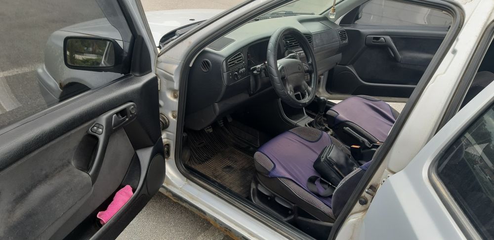 Продам VW Vento, 2л