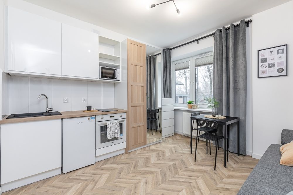 Nowoczesna kawalerka z balkonem tuż obok ronda Starzyńskiego