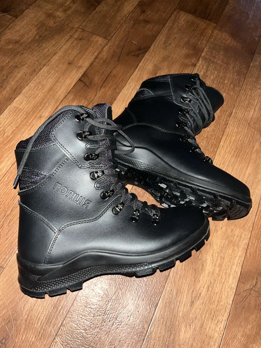Поліцейське зимове взуття (берці)