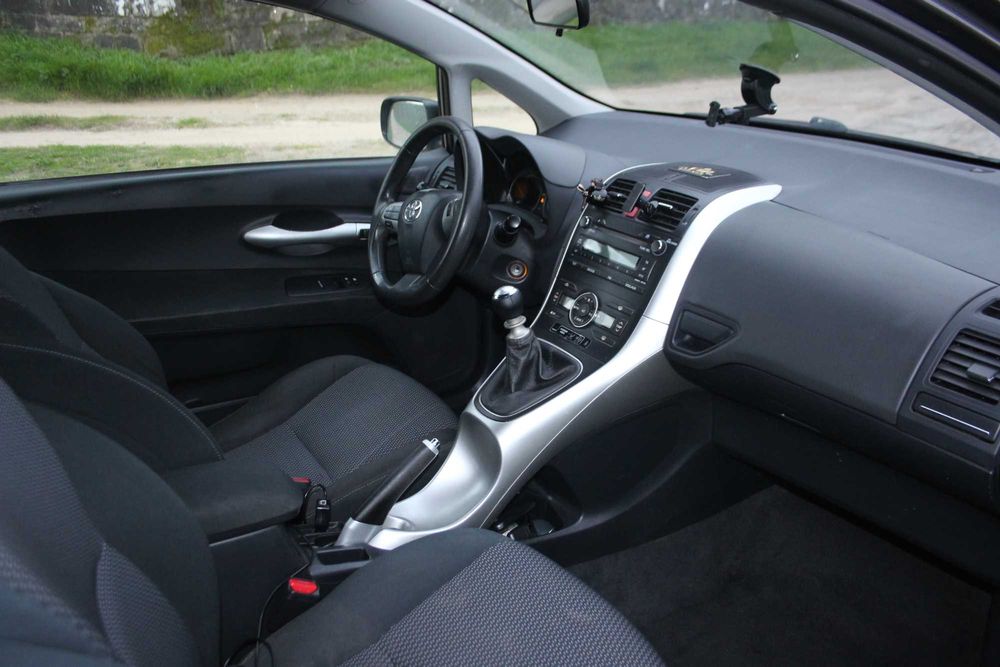 Toyota Auris 1.4 D4D, gasóleo, comercial