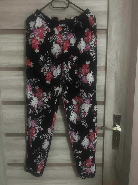 Spodnie z 100% wiskozy New Look M-38