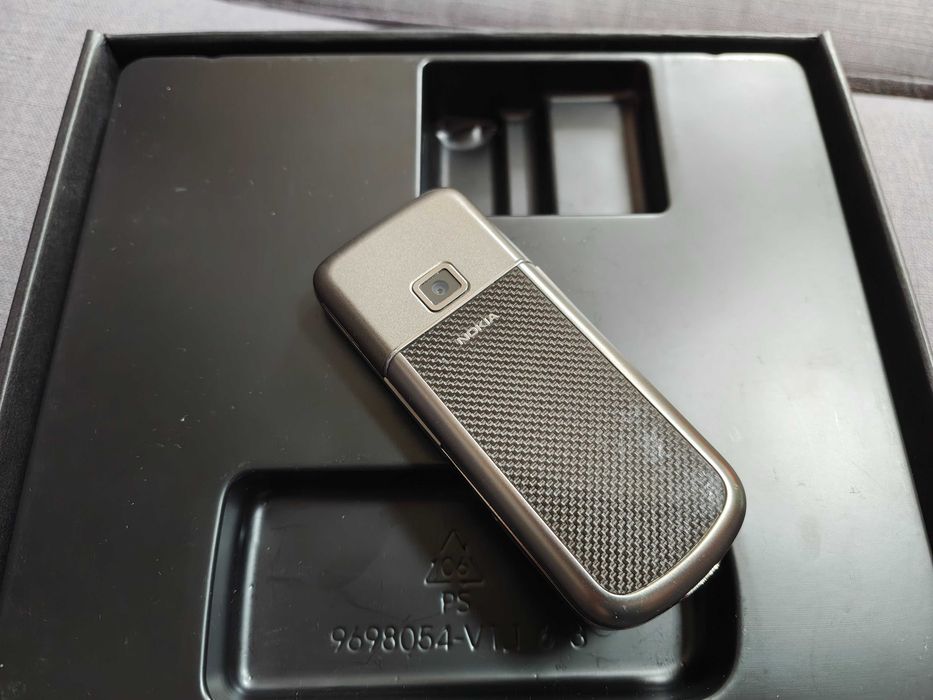 Nokia 8800 Carbon Arte – komplet, pełna sprawność, stan swietny