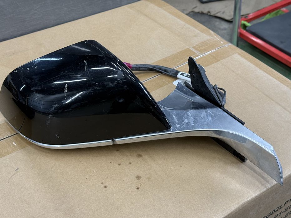 Зерклало Tesla Model 3/Y Левое