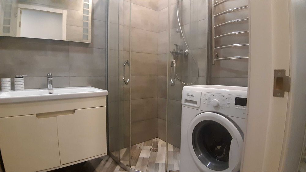 Оренда  1 кім. квартира,  вул. Милославська 25,Троєщина