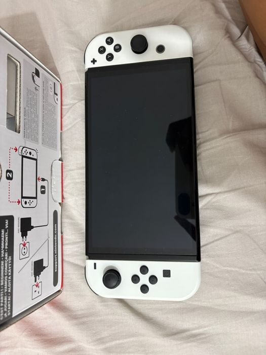 Vendo nintendo switch oled