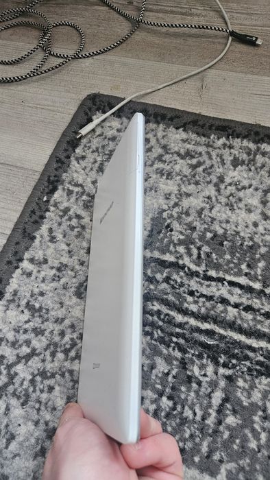 Tablet lenovo sprawny