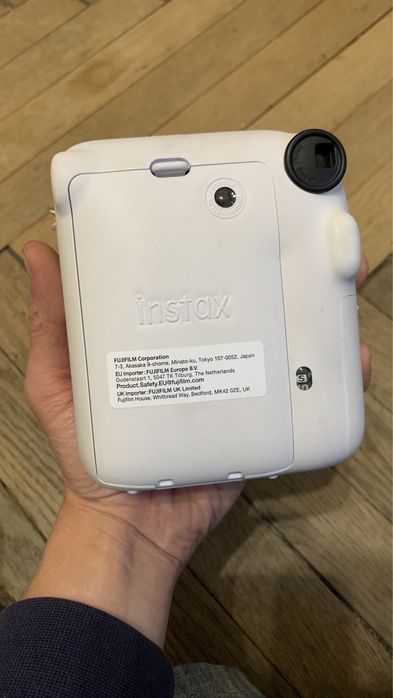 Фотокамера миттєвого друку Fujifilm Instax Mini 12 Clay White