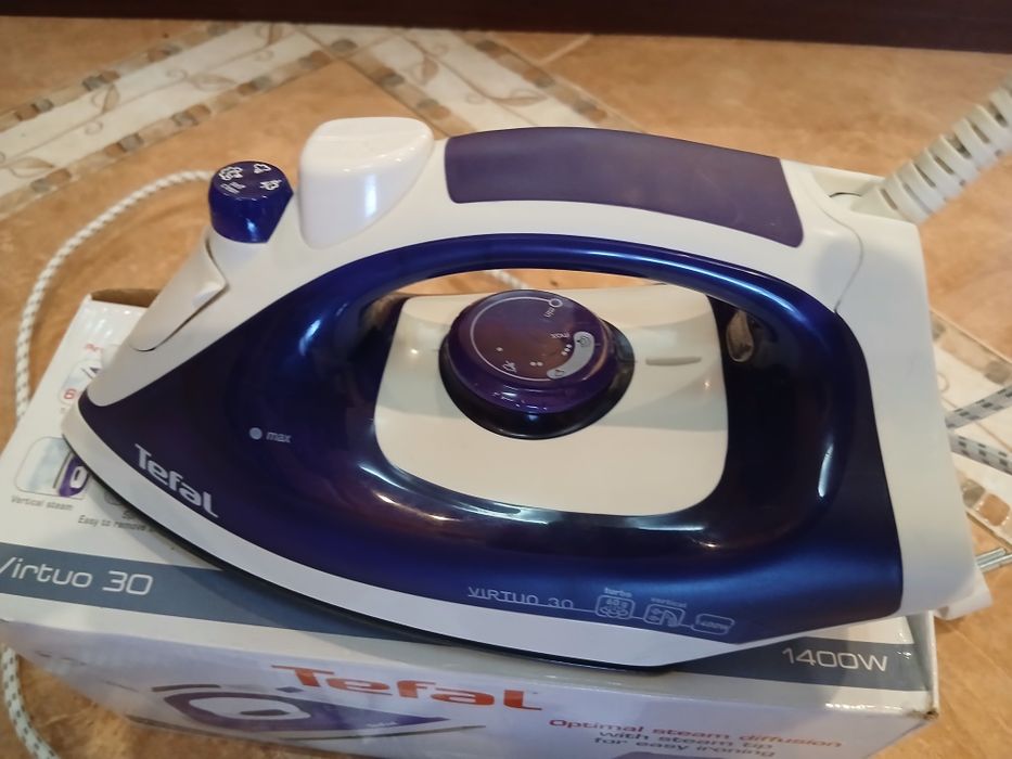 600 грн Праска Tefal 1330 VIRTUO Нова