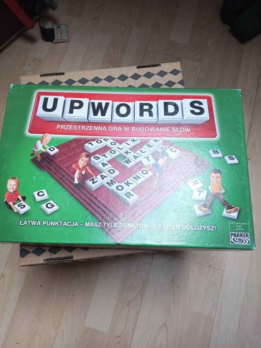 Gra Upwords jak Scrabble