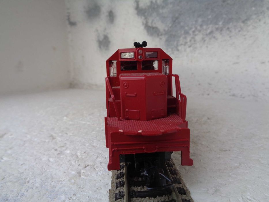 1:87 Mehano Locomotiva diesel Boston and Maine comboio