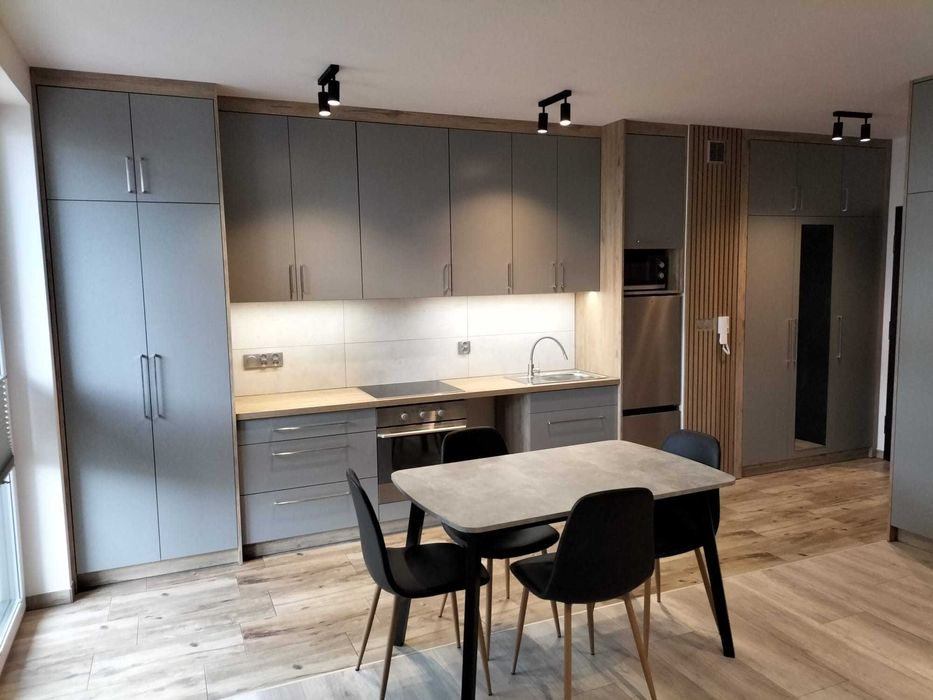 Przytulna kawalerka 32 m2 z ogródkiem przy ul. Zbożowej w Wieliczce.