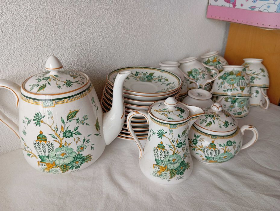 Conjunto Crown Staffordshire
