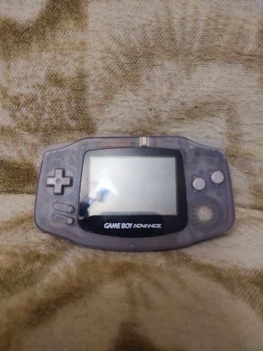 Продам Nintendo game boy advance