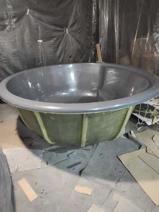 Пластикова вставка для вуличної купелі