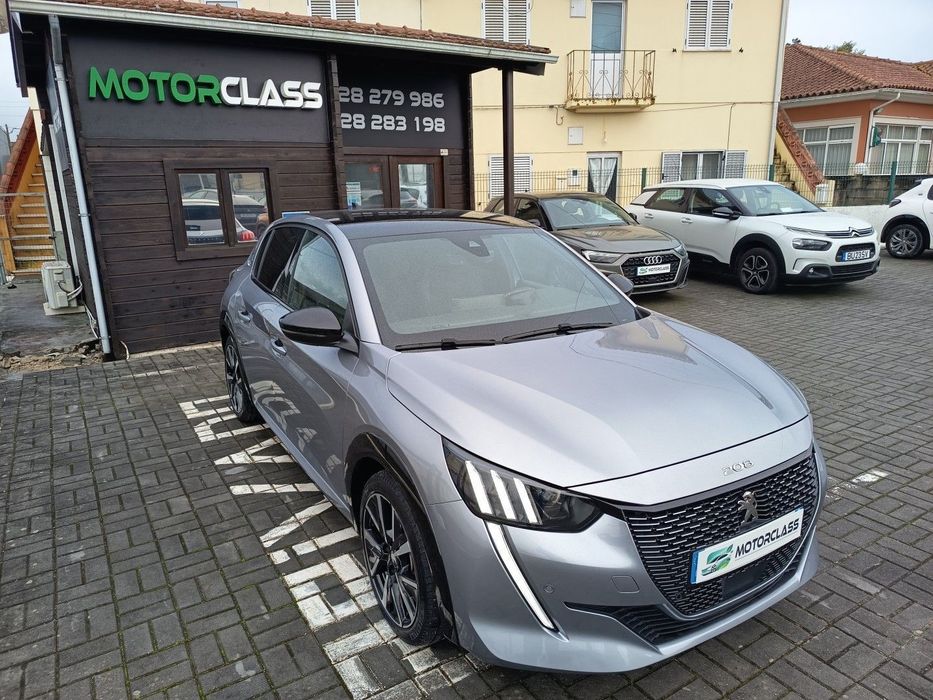 Peugeot e-208 50 kWh GT Pack