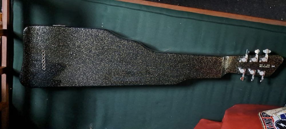 Lap Steel em bom estado