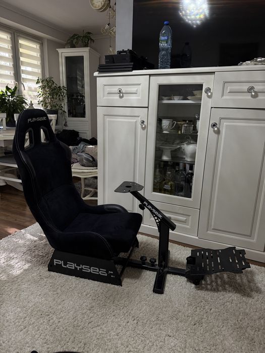 playseat simracing stelaż