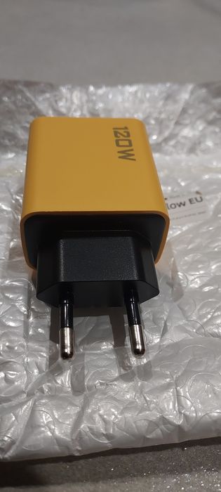 .Ładowarka dla graczy 120W 4 porty 3x szybsze ładowanie.