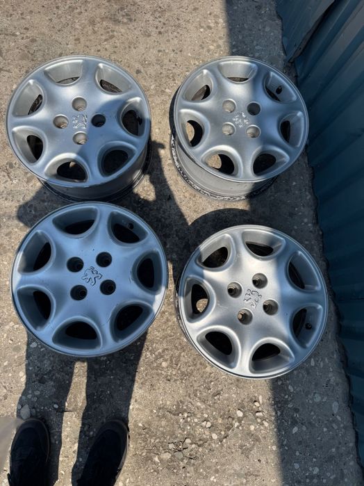 Felgi  oryginalne aluminiowe Peugeot 15” 4x108 – komplet