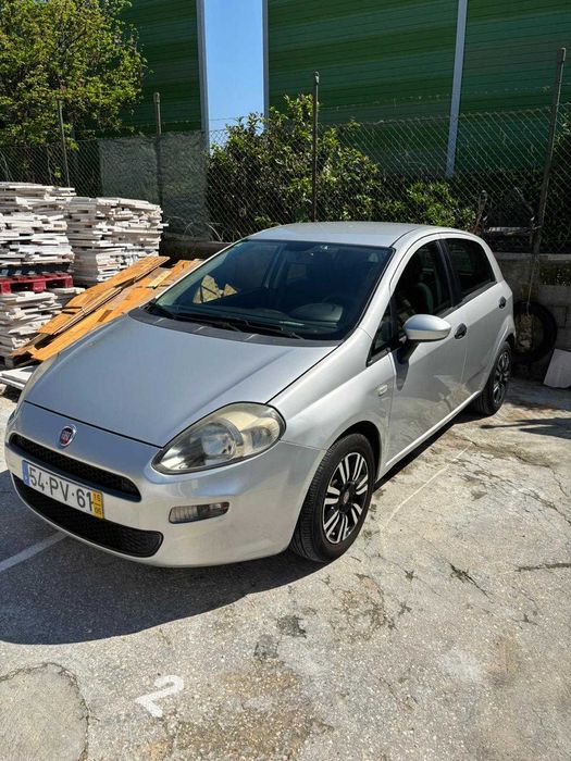 Fiat PUNTO 1.3 Multijet D 2015 - ACEITO RETOMA