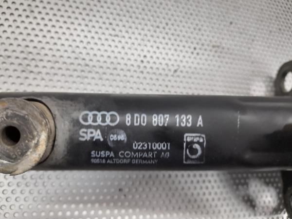 Pára-choques frente AUDI A4 (8D2, B5)