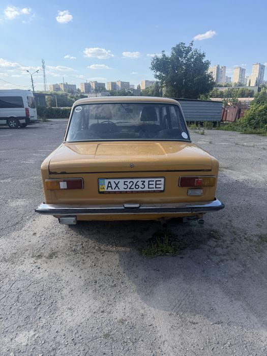Продам ваз 21011