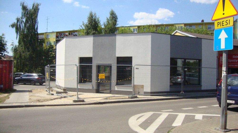 lokal handlowo-usługowy