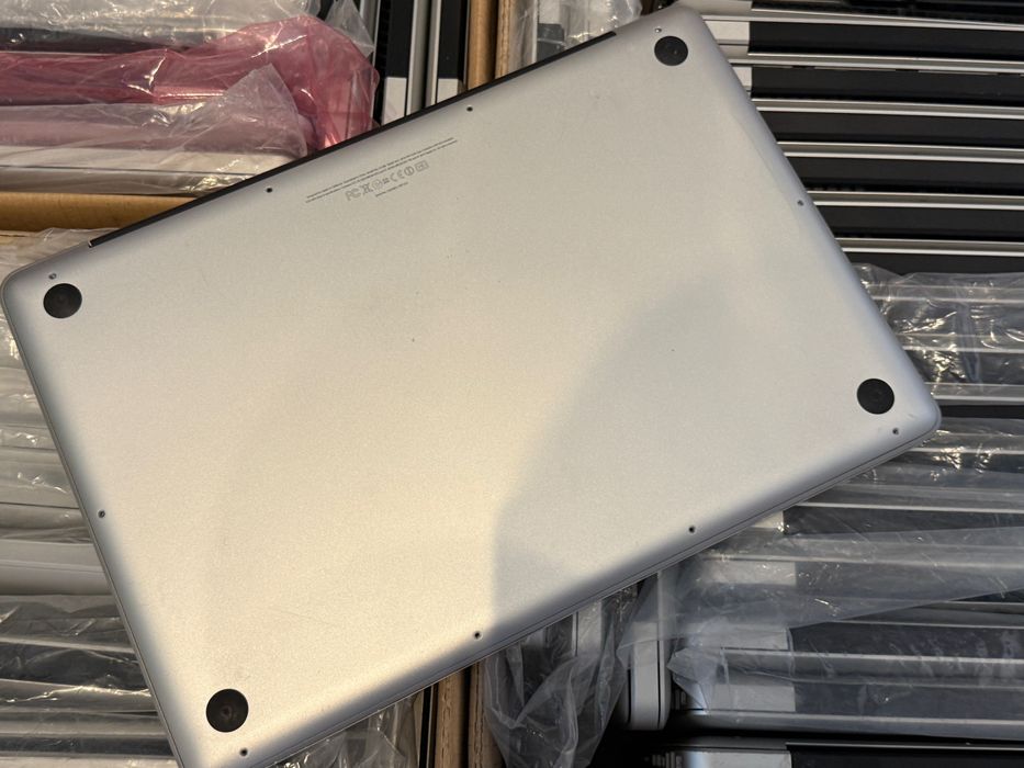 MacBook A1286 A1278 A1181 Matryca Płyta Klawiatura Topcase