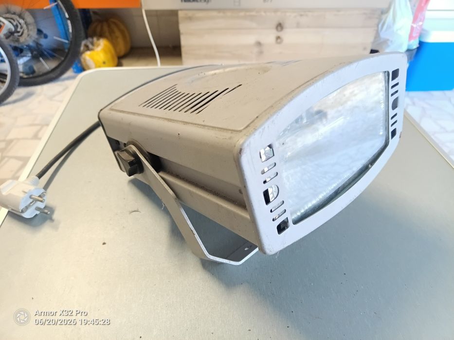 Holofote profissional de palco 150W