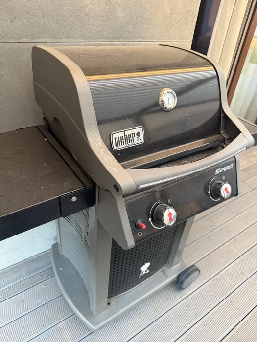 Grill gazowy weber