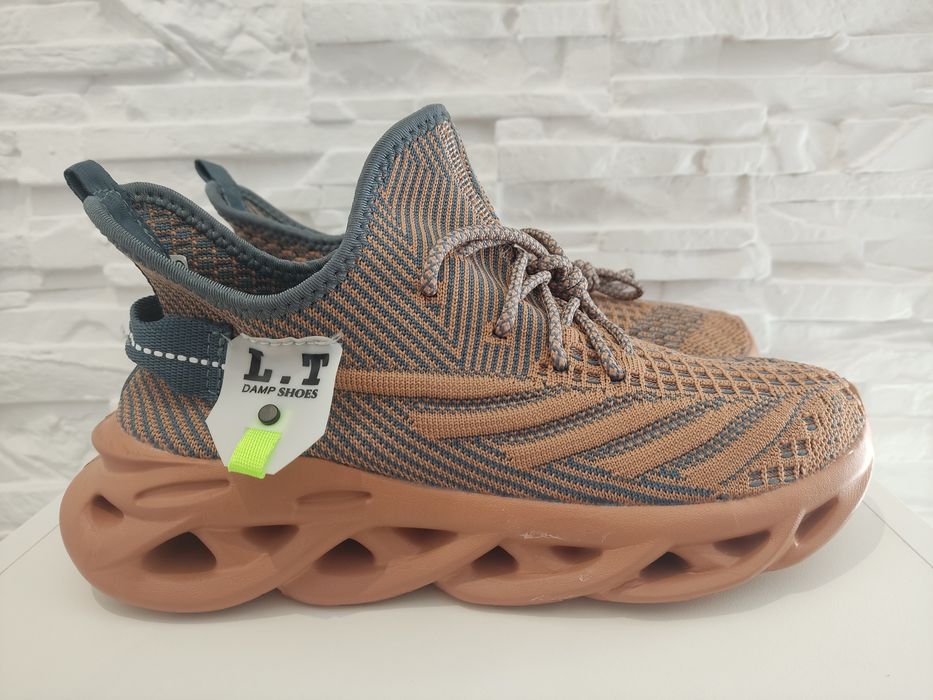 Buty sportowe męskie 39 (25 cm)