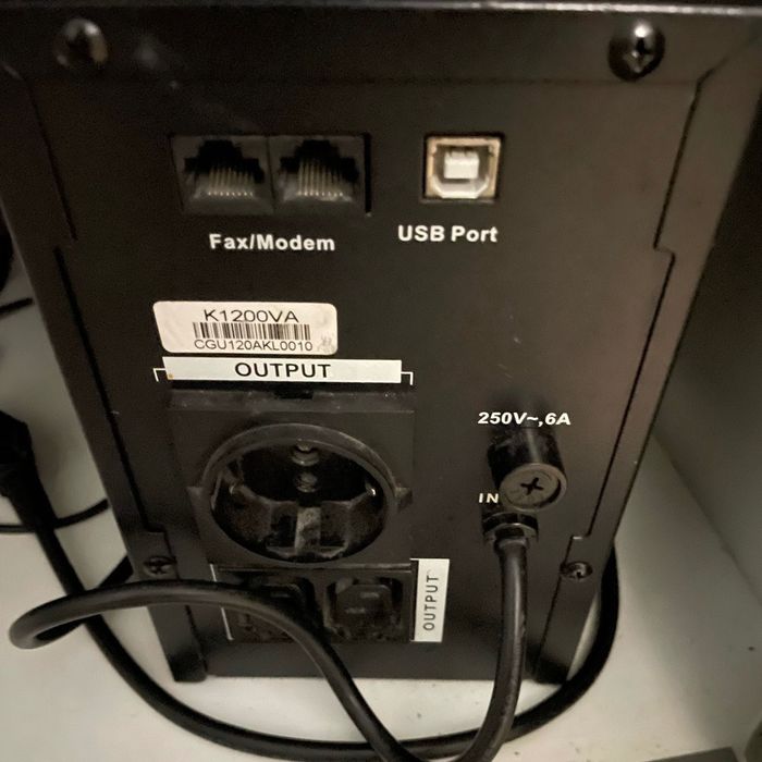 UPS Logicpower 650LCD / Gresso K1200VA