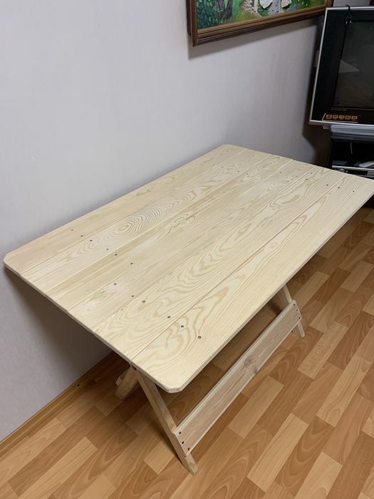 Продам столик розкладний