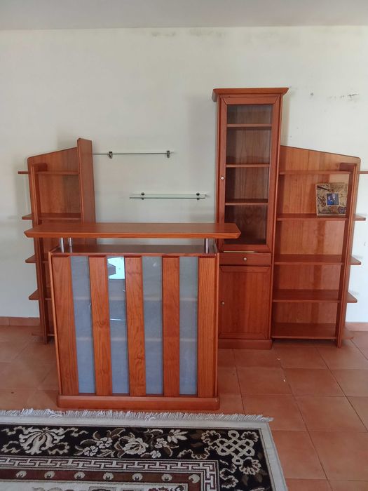 Despachar tudo móveis mesas pratas etc