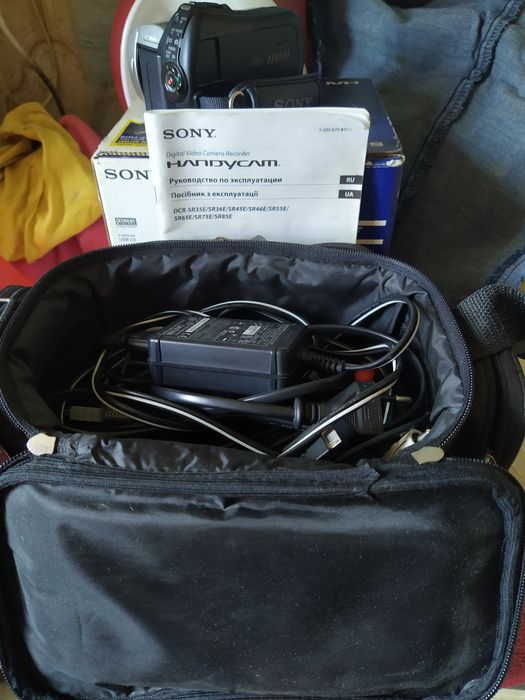 Видеокамера Sony DCR- SR45