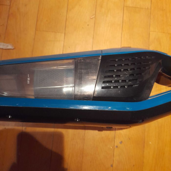 Odkurzacz ręczny firmy Tefal bez ładowarki