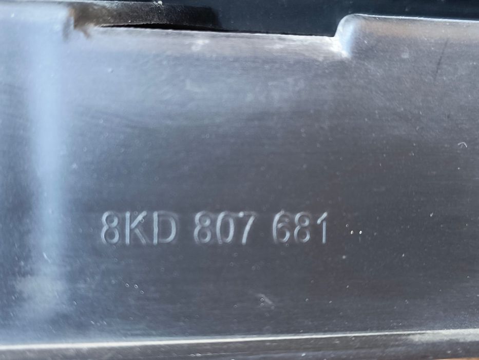 Zaślepka zderzaka Kratki Osłony Audi A4 B8