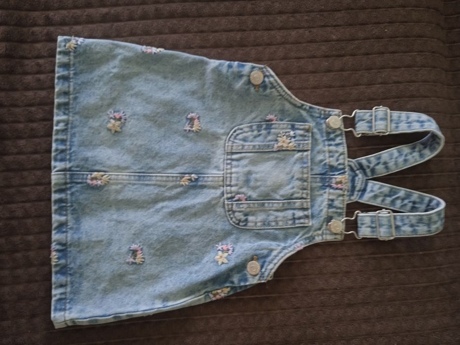 Сарафан для дівчинки